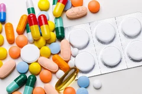 国家医保药品目录更新，14款独家药品价格大幅下调近一半！