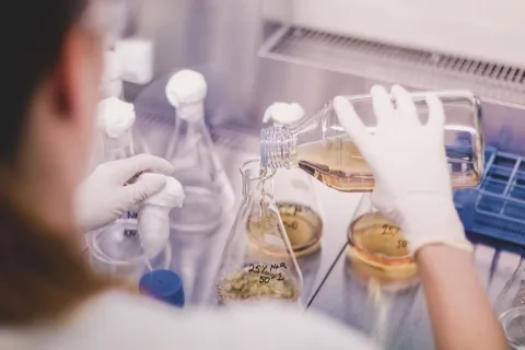 医保谈判即将开启 本土创新药企激战正酣