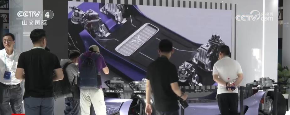 科技盛宴如期而至 众多硬核成果亮相2023中关村论坛科创“会客厅”