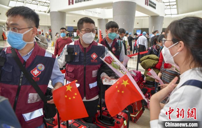 “荆楚万里真吾乡！”海南省第四批援鄂医疗队奔向湖北荆州