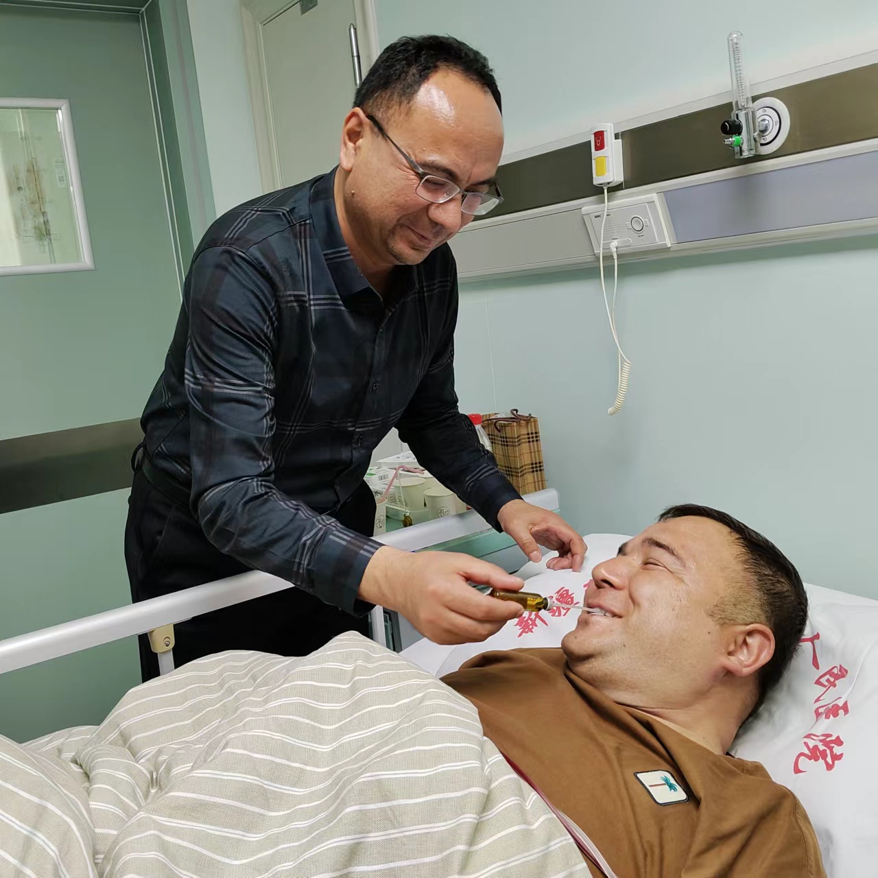 造血干细胞捐赠志愿者为13岁患儿点燃生命希望