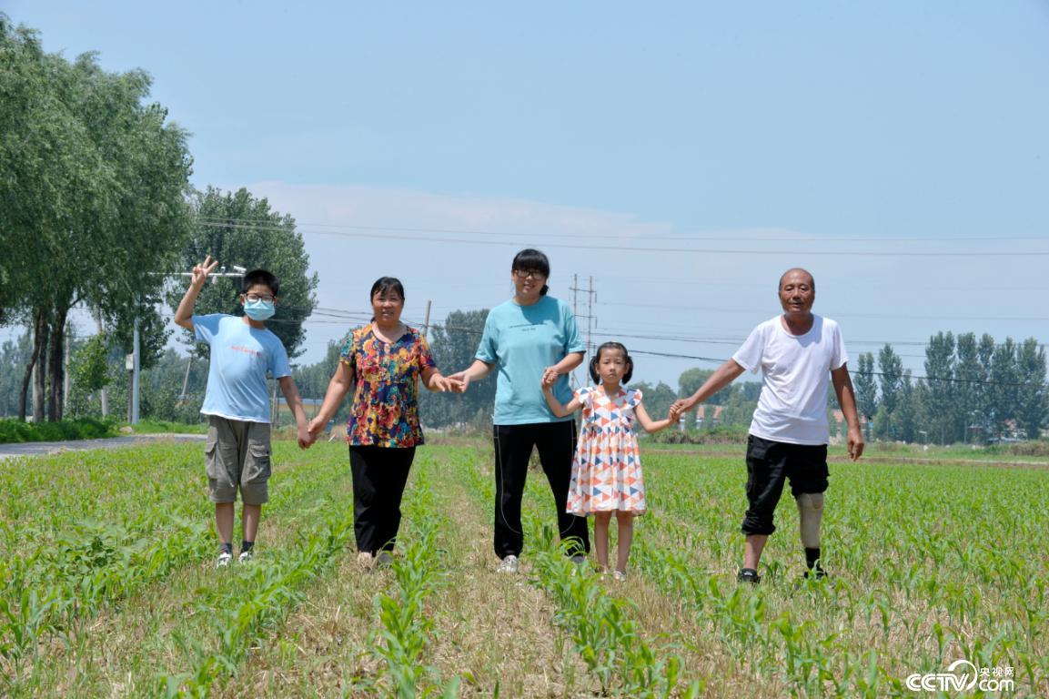 燕郊女骑手：为了患白血病的孩子，妈妈快跑