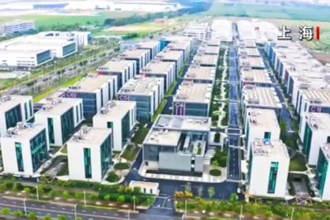 经济诸多领域出台针对性政策 多措并举帮外贸企业卖“原单”转产能