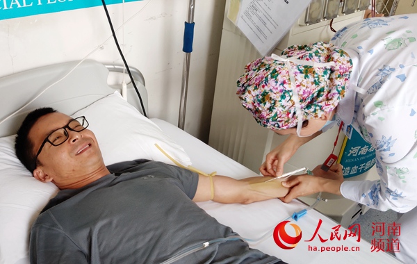 无私大爱 献礼祖国——郑州两位志愿者同时捐献造血干细胞