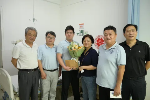 为生命接力，广州理工学院教师王文涛捐献造血干细胞